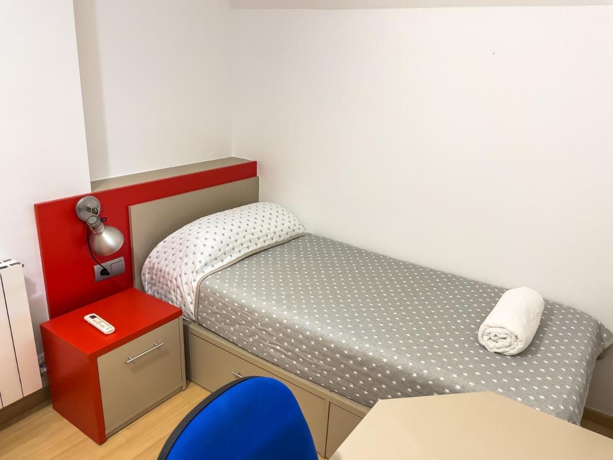 Leevin Student Barcelona Apartment Екстериор снимка