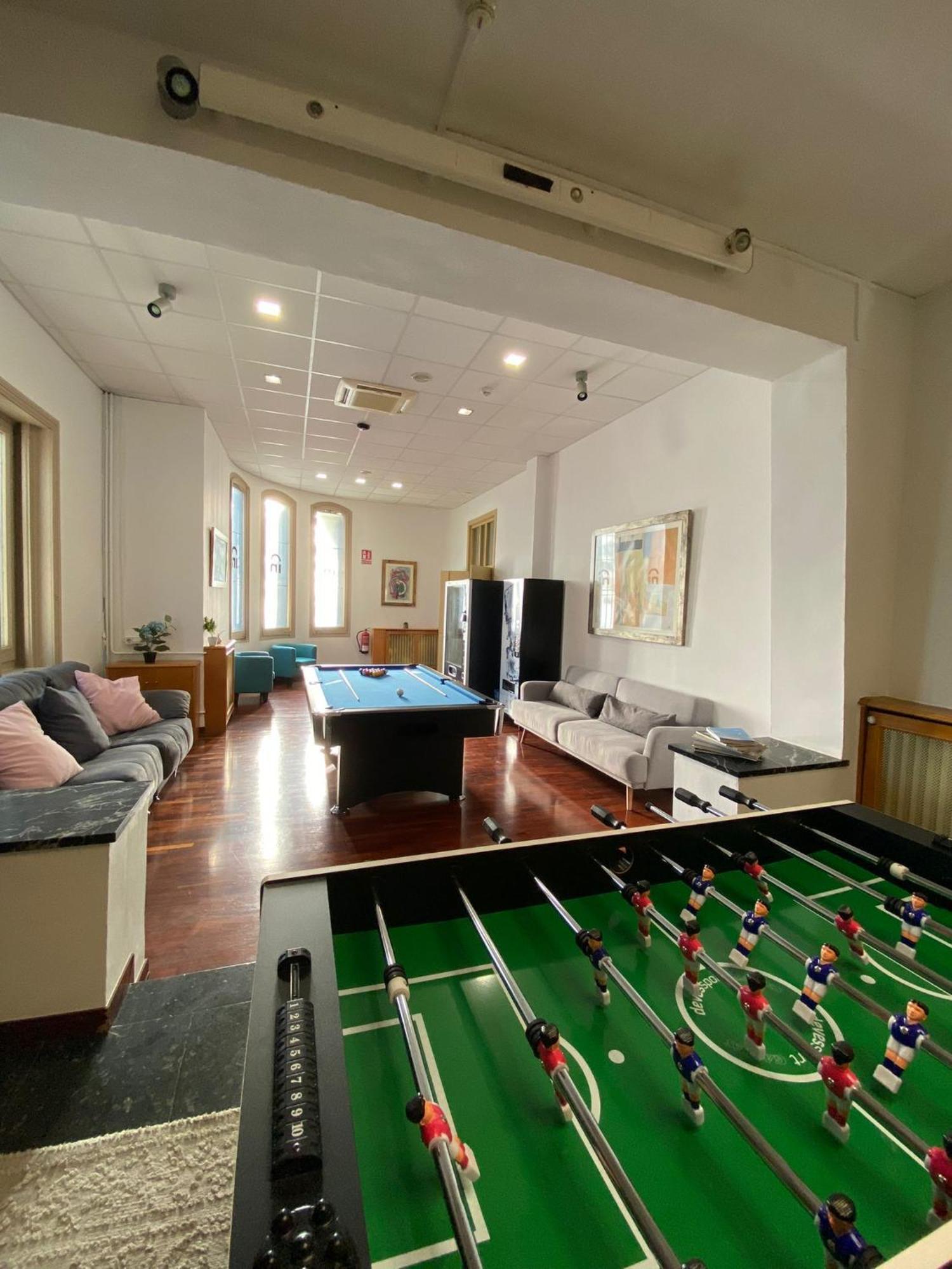 Leevin Student Barcelona Apartment Екстериор снимка
